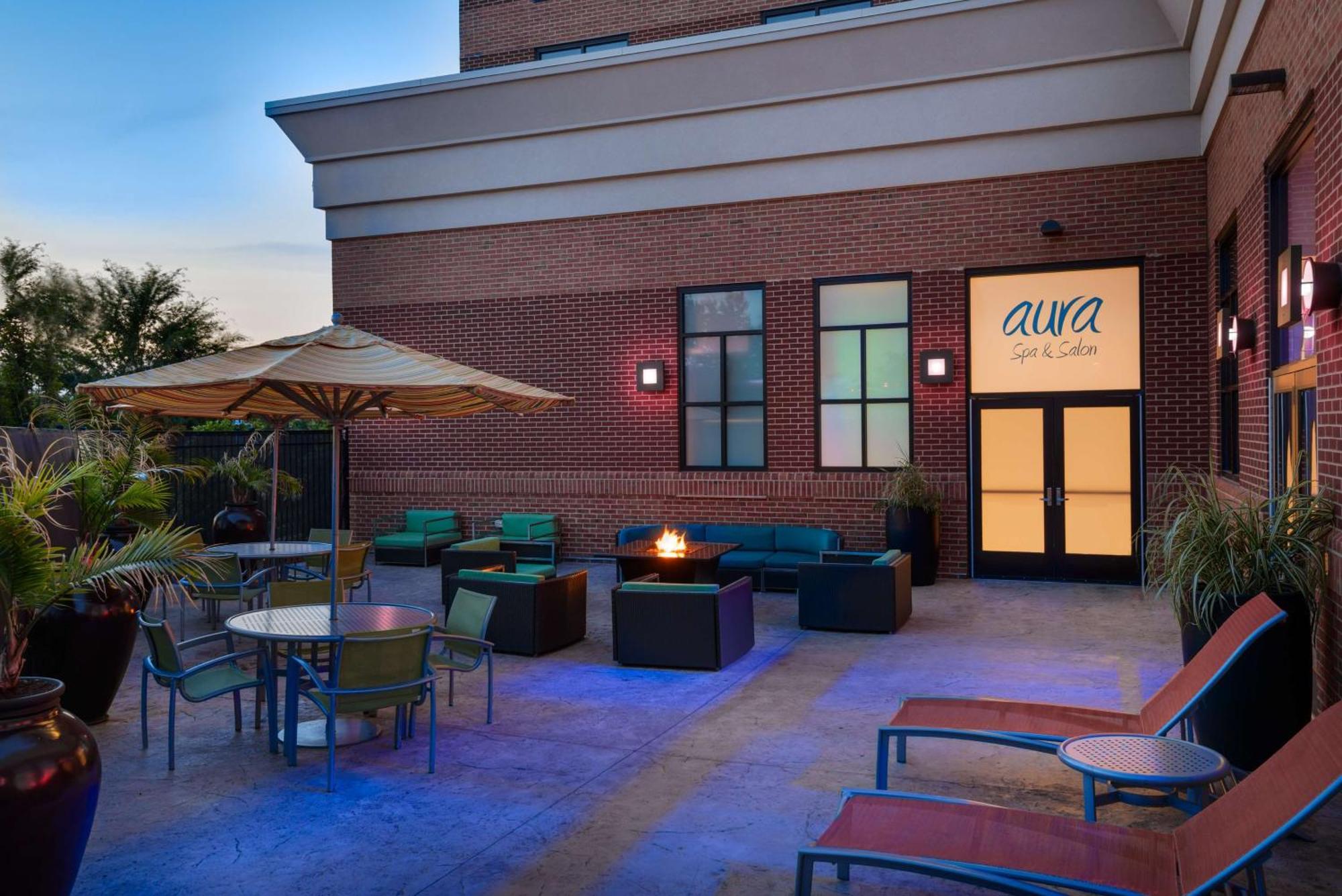 Hilton Richmond Hotel & Spa Short Pump Exterior photo